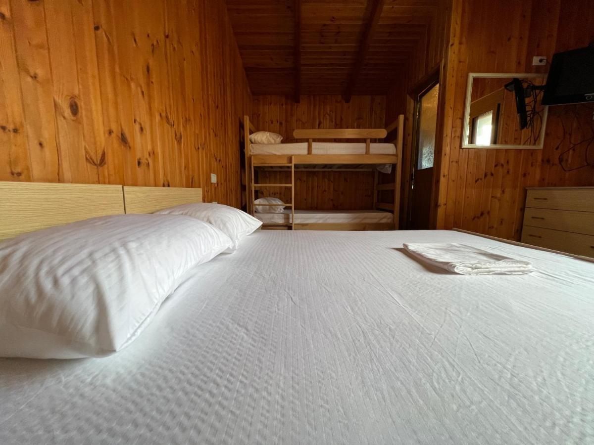 Miqt Beach - Bungalows Orikum Bagian luar foto