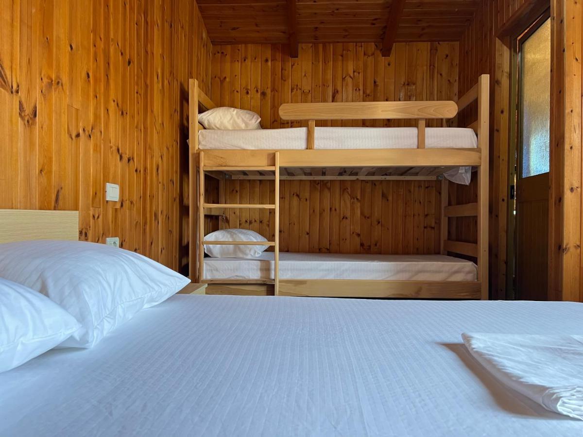 Miqt Beach - Bungalows Orikum Bagian luar foto