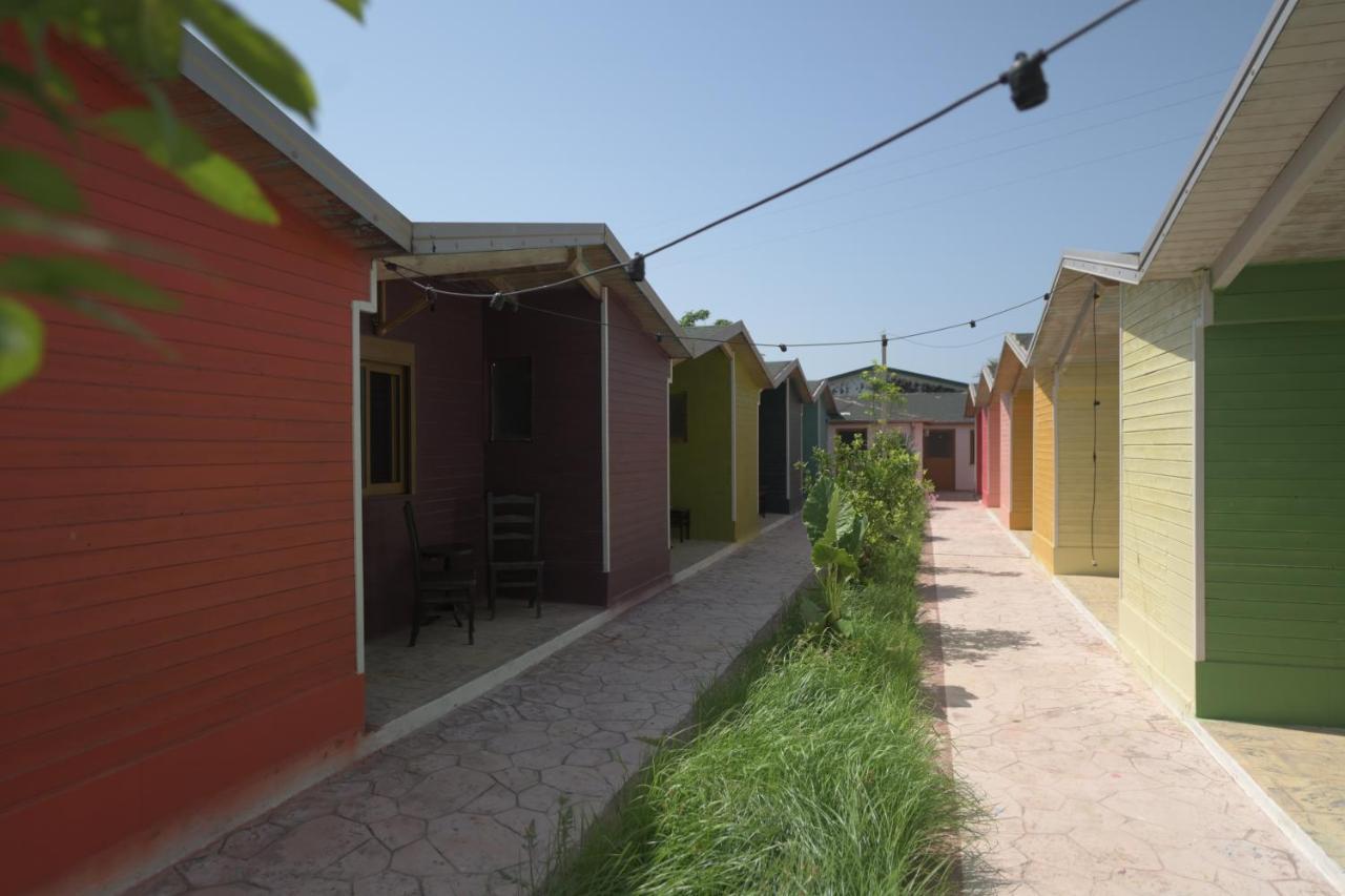 Miqt Beach - Bungalows Orikum Bagian luar foto